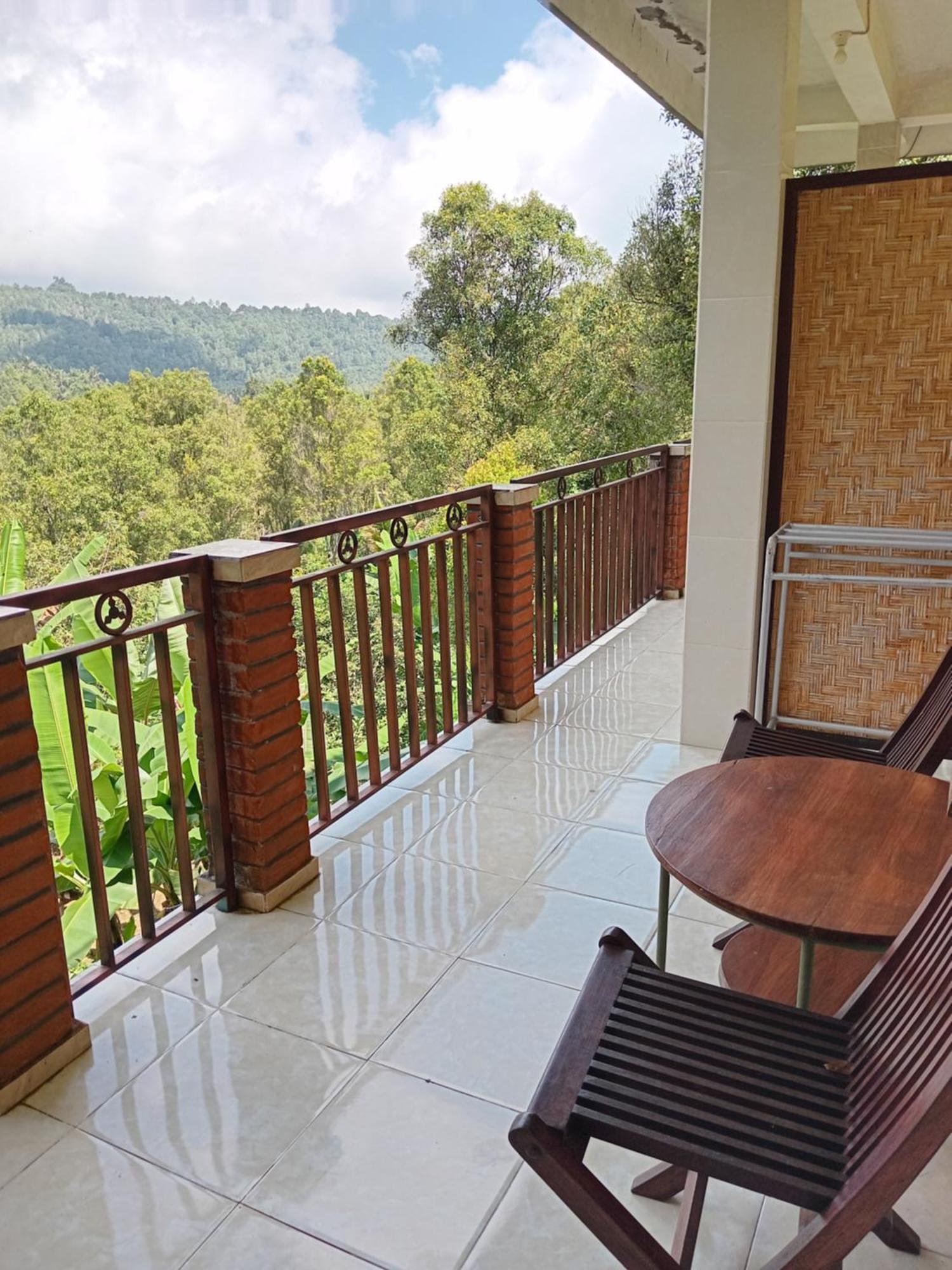 Kanaya Homestay & Warung Heaven Munduk  Luaran gambar
